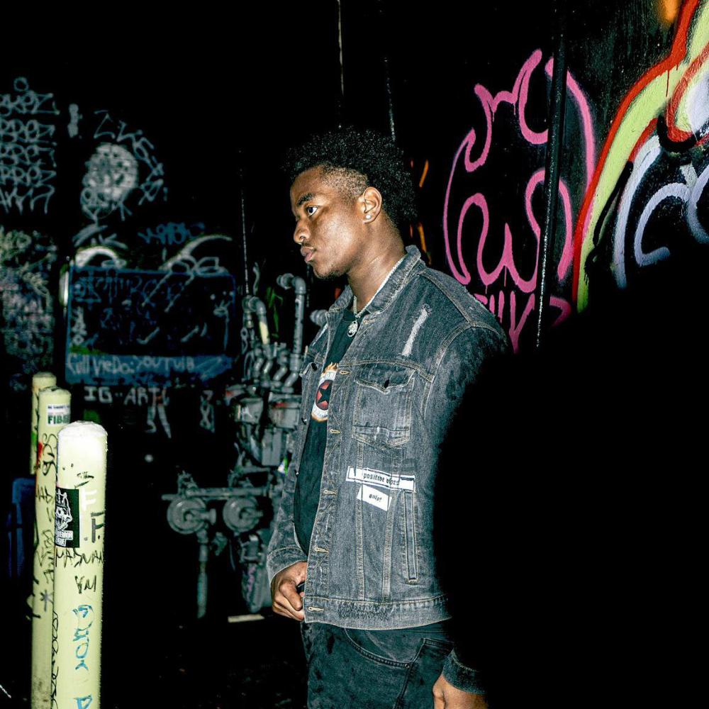 Zotic (feat. 4100icy) (Explicit)