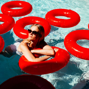อัลบัม Swimming Pool ศิลปิน Florrie