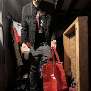 收聽Dr Tank的yeah im high (Explicit)歌詞歌曲