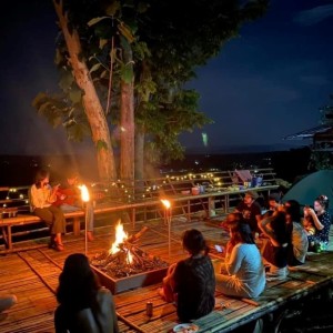 Listen to นายหญิง song with lyrics from Phumin