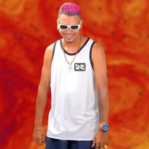 Listen to Sequencia de Toma Toma (Explicit) song with lyrics from Thallyson MC