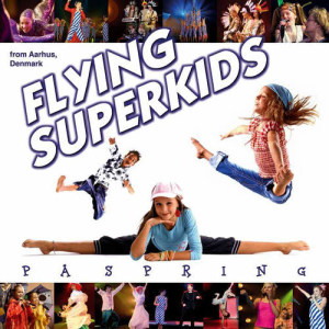 ดาวน์โหลดและฟังเพลง Go พร้อมเนื้อเพลงจาก Flying Superkids