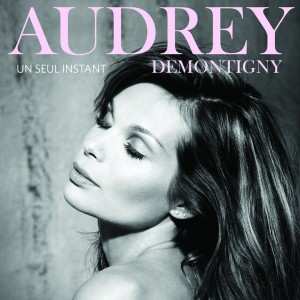 ดาวน์โหลดและฟังเพลง Simplement (其他) พร้อมเนื้อเพลงจาก Audrey De Montigny