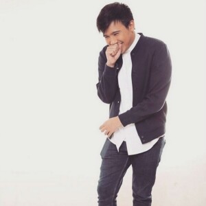 Dengarkan Keliling Dunia lagu dari Joshua Suherman dengan lirik