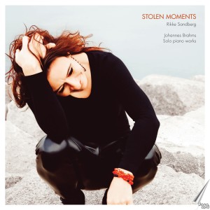 Rikke Sandberg的專輯Stolen Moments - Johannes Brahms, Solo Piano Works