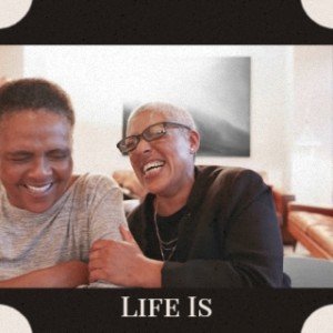 Dengarkan Disco Bra lagu dari Disko Bumbs dengan lirik