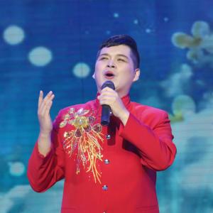 收听刘晓东的听月楼抒怀 (伴奏)歌词歌曲