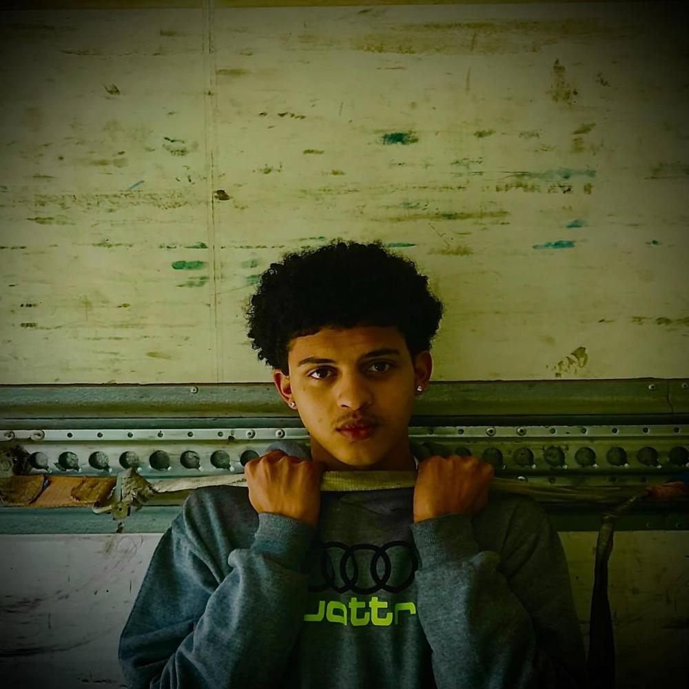 Undesireable (feat. JIGGYBOYTAX & Chromextaiyo)