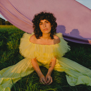 收聽Sonia Stein的Blooming Season歌詞歌曲