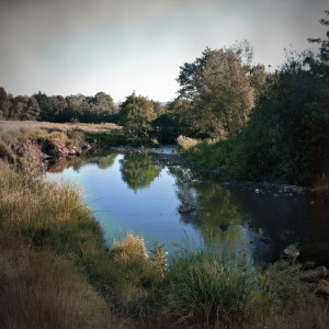 收听Colours in Context的River Irwell歌词歌曲