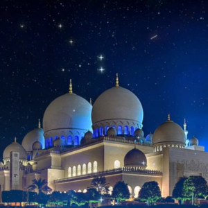 Dengarkan Lagu Religi Islam Tahajud Istifar Jagalah Dirimu Keluargamu Dari Api Neraka lagu dari Diki wahyu septanu dengan lirik