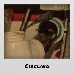 收听Chrisy Aning的October Zephyr歌词歌曲