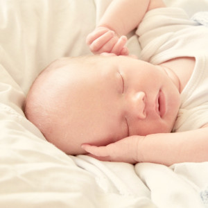 收聽LULLABY LU的Hush Little Baby歌詞歌曲
