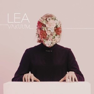 ดาวน์โหลดและฟังเพลง Melodie พร้อมเนื้อเพลงจาก LEA