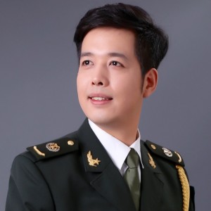 Listen to 明亮的眼睛 (完整版) song with lyrics from 郭煜