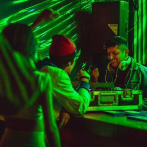 default playlist img