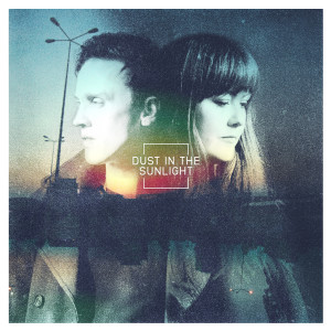 Dengarkan Old Dream lagu dari Dust In The Sunlight dengan lirik