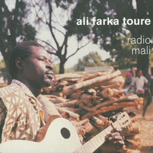 Ali Farka Touré的專輯Radio Mali