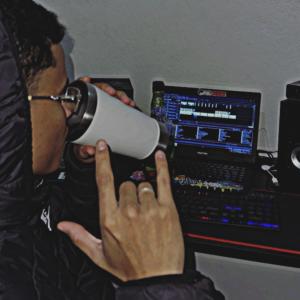 default playlist img