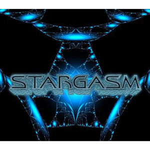 Dengarkan Space Race lagu dari Stargate dengan lirik
