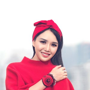 Listen to 或许 song with lyrics from 蓝若兮