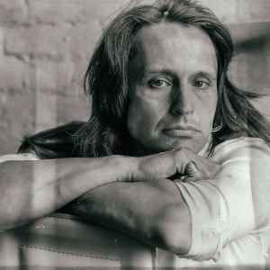 ดาวน์โหลดและฟังเพลง В НЕВЕСОМОСТИ พร้อมเนื้อเพลงจาก Лем