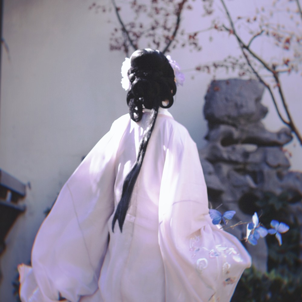 她与月