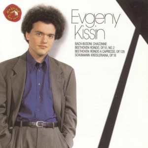 收聽Evgeny Kissin的Kreisleriana, Op. 16: IV. Sehr langsam; Etwas bewegter歌詞歌曲