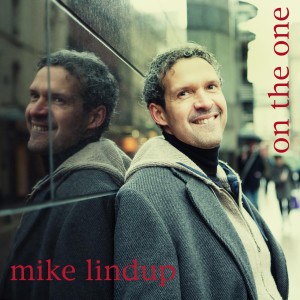 收聽Mike Lindup的Angelo歌詞歌曲