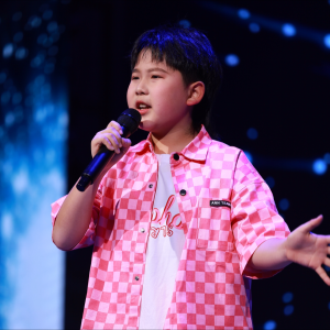 ดาวน์โหลดและฟังเพลง 蜗牛 (cover: 周杰伦) (完整版) พร้อมเนื้อเพลงจาก 星歌声少年团