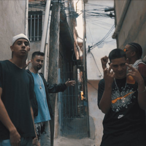 ดาวน์โหลดและฟังเพลง A Receita (Explicit) พร้อมเนื้อเพลงจาก Marrom