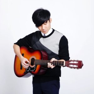 ดาวน์โหลดและฟังเพลง 我的錯覺 พร้อมเนื้อเพลงจาก 李楚业