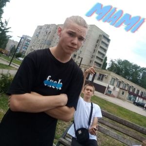 收聽61MM3R的MIAMI (Explicit)歌詞歌曲