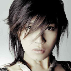 ดาวน์โหลดและฟังเพลง Last Kiss พร้อมเนื้อเพลงจาก BONNIE PINK