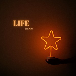 收聽Leo Music的Low Pace歌詞歌曲