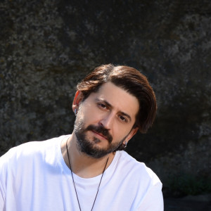 Listen to Dök song with lyrics from Ferit Özkan