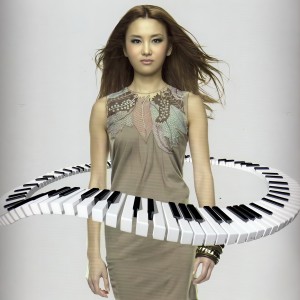 收聽Kwon Bo Young的Blue Lake (P.I.Tchaikovsky: Swan Lake x 癡情意外)歌詞歌曲