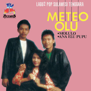 ดาวน์โหลดและฟังเพลง Molulo พร้อมเนื้อเพลงจาก Arinda Wulandari Dan Group