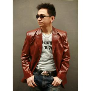 Listen to 2020 (伴奏) song with lyrics from 大宏