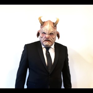 ดาวน์โหลดและฟังเพลง Hi, I'm Joseph (feat. Berried Alive|Radio Edit|Explicit) พร้อมเนื้อเพลงจาก The Capitalist