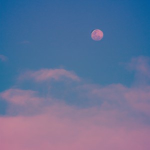 Dengarkan hotline bling (billie version) lagu dari hazel dengan lirik