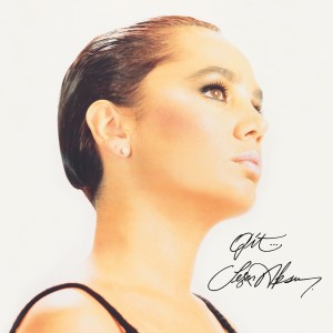 ดาวน์โหลดและฟังเพลง Yalnızca Sitem พร้อมเนื้อเพลงจาก Sezen Aksu