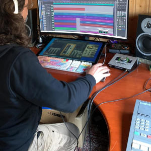 default playlist img