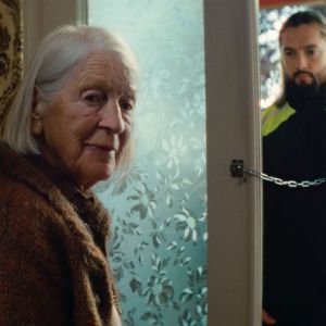 Dengarkan STEP-GRANDMA lagu dari Salvatore Ganacci dengan lirik