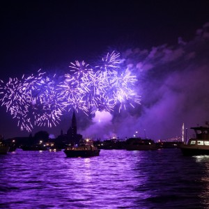 Listen to Violet song with lyrics from RvR