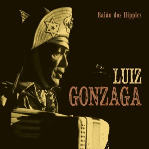 收聽Luiz Gonzaga的Boiadeiro / Cigarro de Paia歌詞歌曲