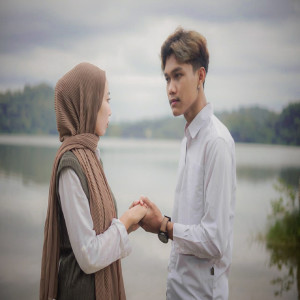 Listen to Ora Dadi Kasunyatan song with lyrics from Kiki