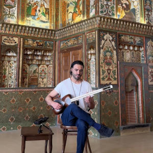 收聽Ali Ghamsari的Iranian Tar-149 (Tabriz)歌詞歌曲