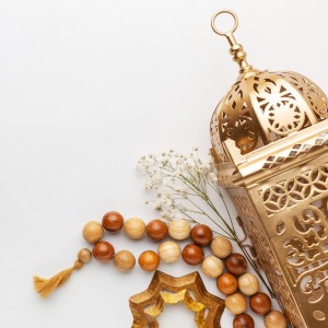 Dengarkan lagu الوالدين هم كل شيء nyanyian Wildan dengan lirik