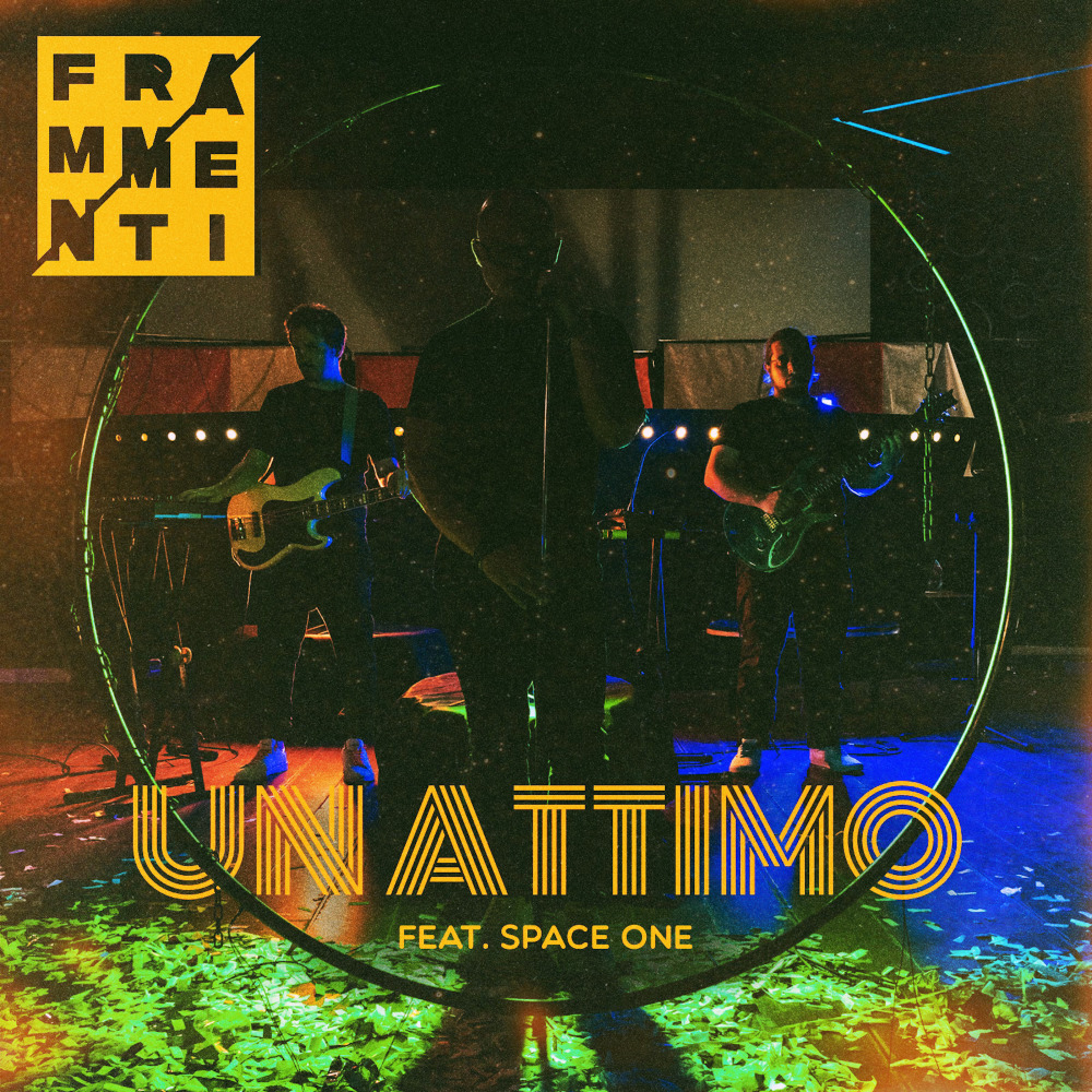 Un attimo